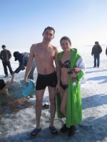 Крещенские купания на берегу Капчагайского водохранилища (19.01.2012) Сасанов Андрей Усюкина Ирина Зарецкая Ольга