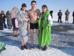 Крещенские купания на берегу Капчагайского водохранилища (19.01.2012) Сасанов Андрей Усюкина Ирина Зарецкая Ольга
